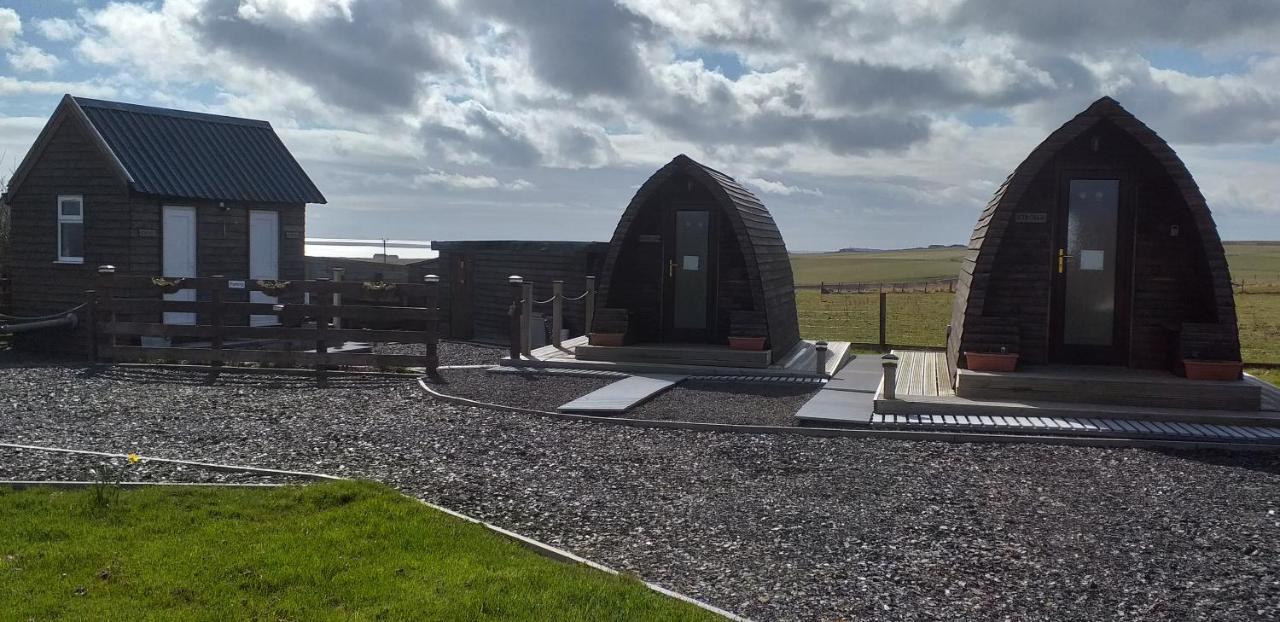 Hillside Camping Pods And Shepherd'S Hut Wick  Exterior foto