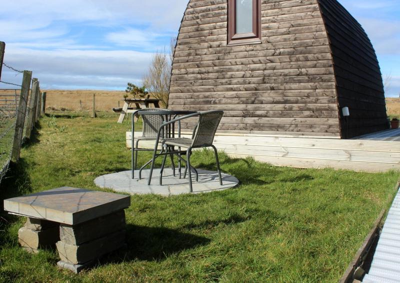 Hillside Camping Pods And Shepherd'S Hut Wick  Exterior foto