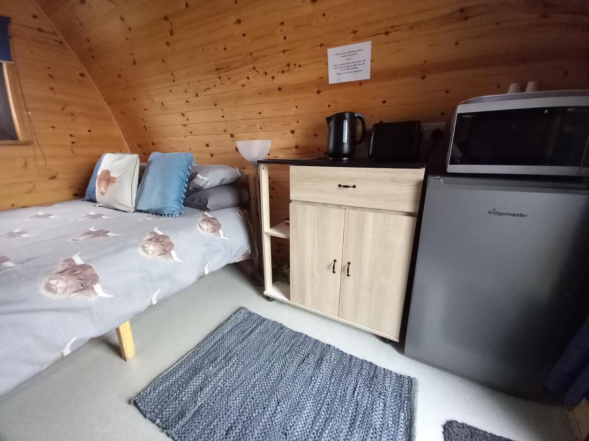 Hillside Camping Pods And Shepherd'S Hut Wick  Zimmer foto