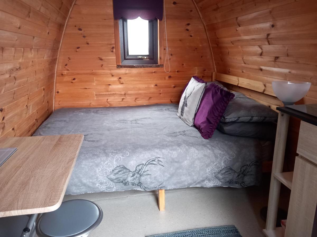 Hillside Camping Pods And Shepherd'S Hut Wick  Zimmer foto